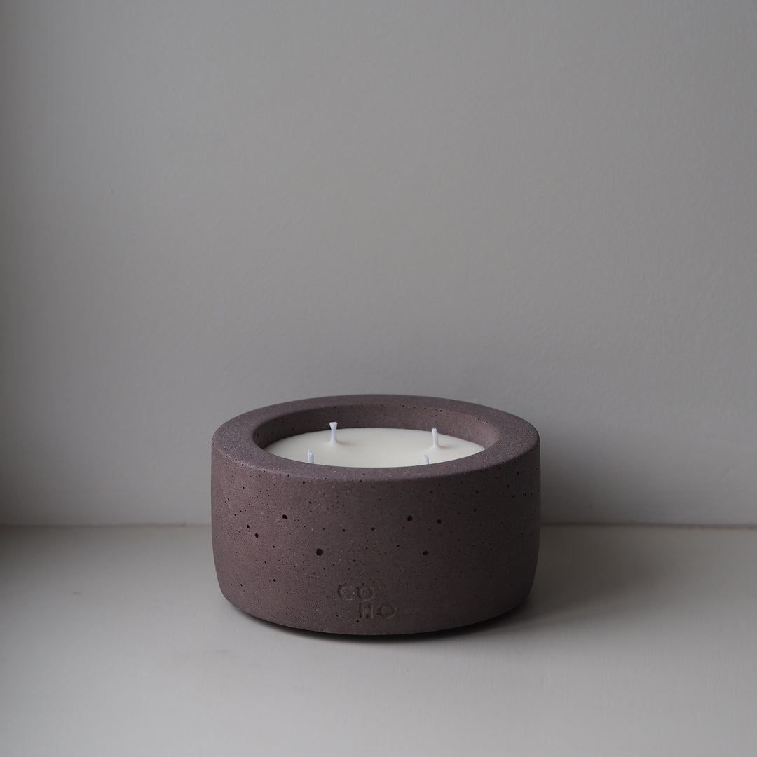 Medium Candle - Mocha Brown